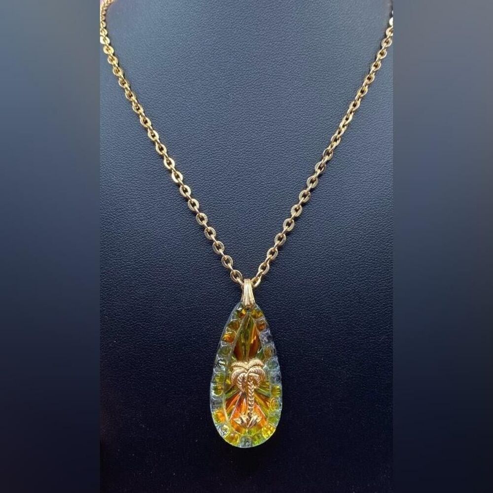 Palm Tree Teardrop Glass Pendant Necklace Gold Tone Chain Aurora Borealis 24”